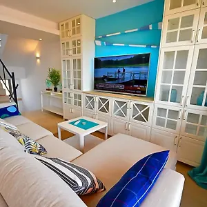 Apartment Panorama Blue